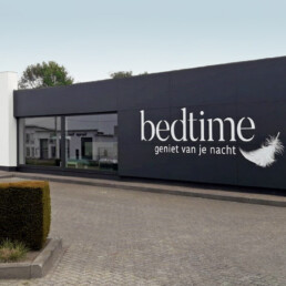 bedtime logo gevel winkel